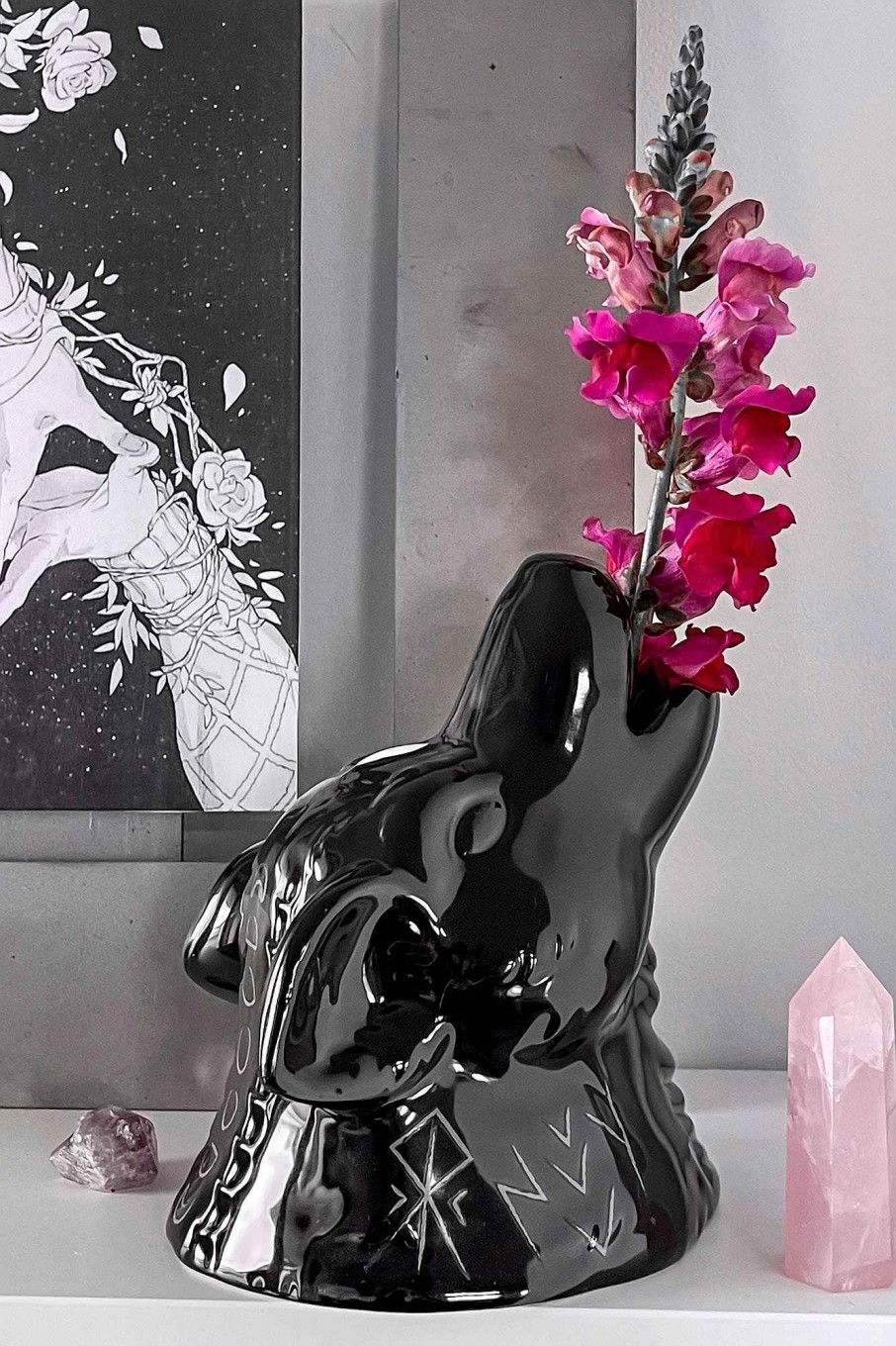 Home KILLSTAR Decor | Gmork Vase Black