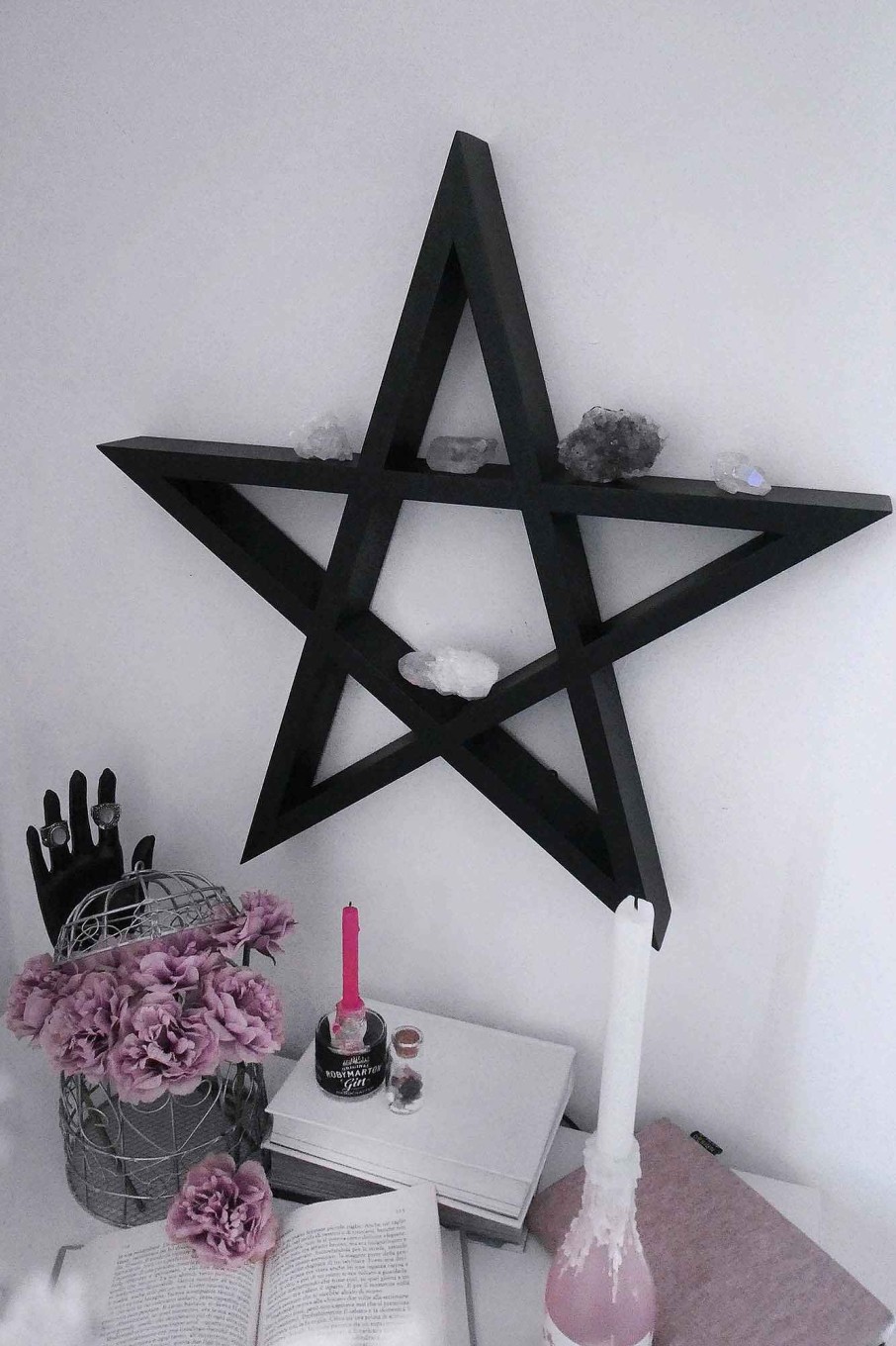 Home KILLSTAR Storage | Pentagram Display Shelf [B] Black