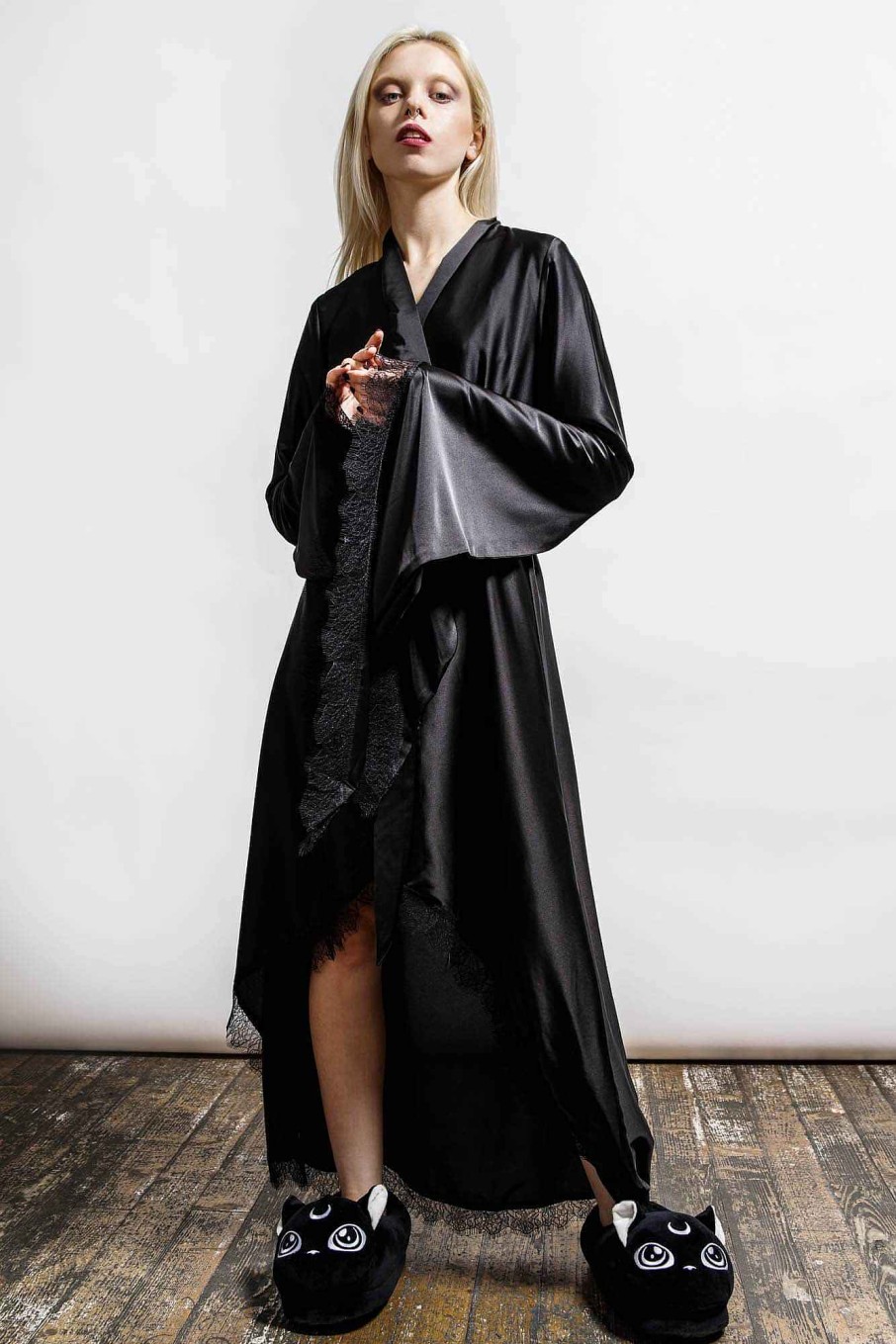 Women KILLSTAR Loungewear | Deadly Daze Satin Robe [B] Black