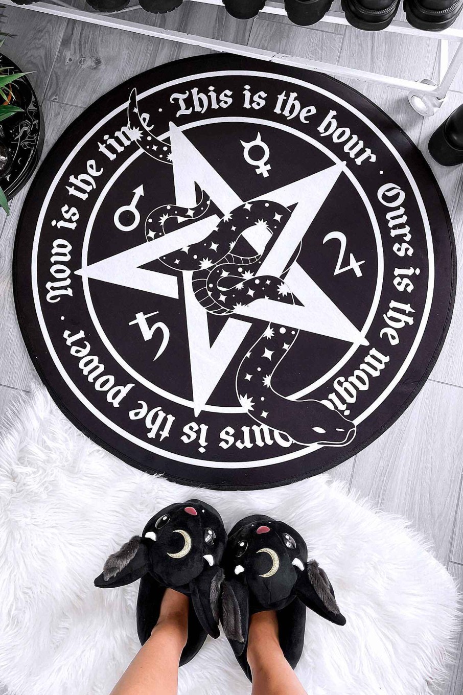 Home KILLSTAR Rugs & Doormats | Witchy Round Rug Black