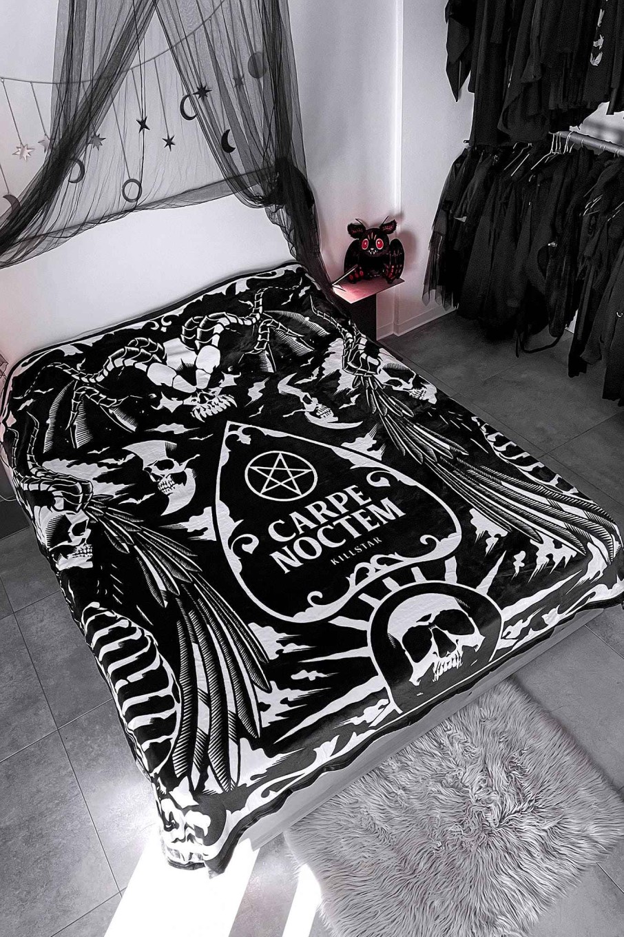 Home KILLSTAR Decor | Vivat Nocte Blanket Black/White