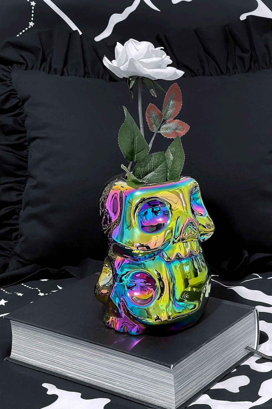 Home KILLSTAR Decor | Skulls Vase Rainbow