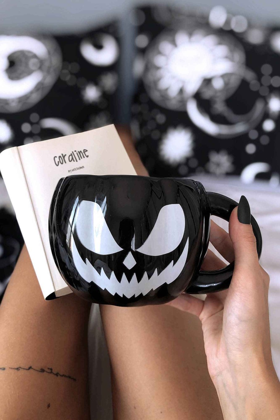 Home KILLSTAR Cups & Mugs | Hell-O-Ween Mug Black