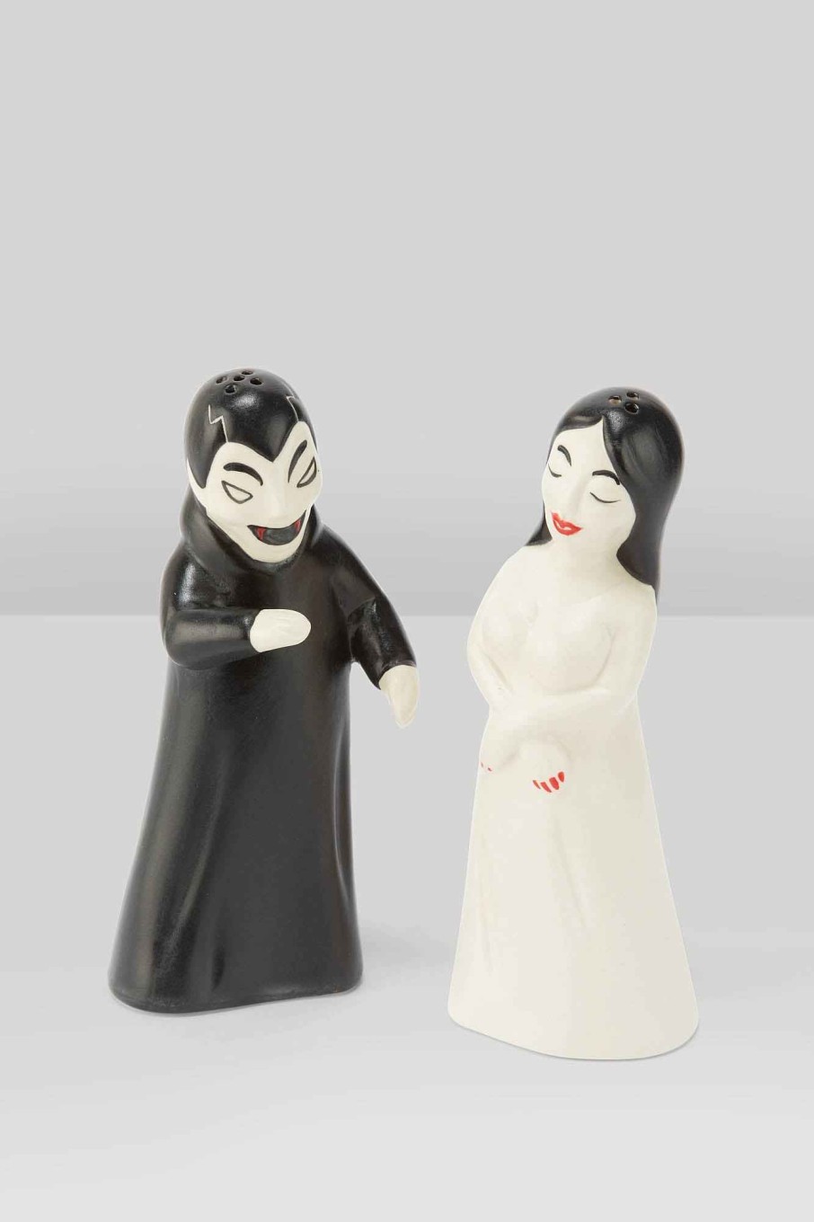 Home KILLSTAR Tableware | Vampyre Salt & Pepper Shaker Set Black